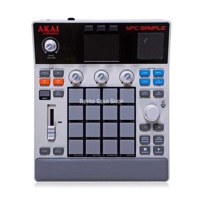 En vintage Akai MPC-sampler med pads, reglage och display